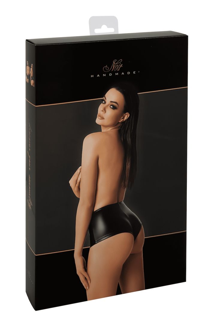 One more view of the Mysteria black wetlook shorts