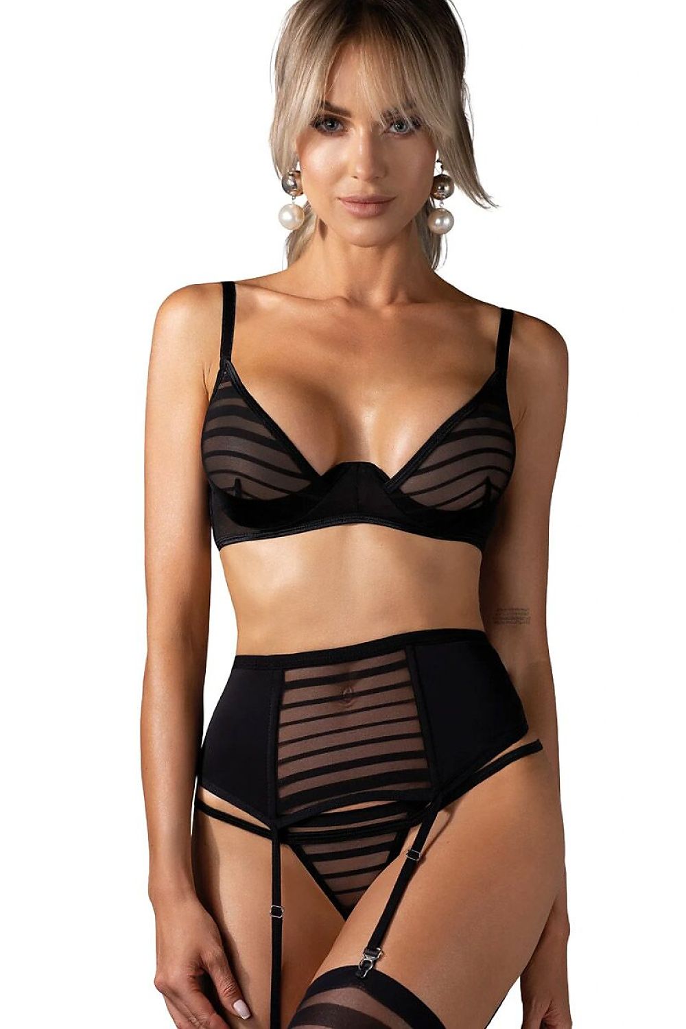 Lune Bellis three-piece mesh set with bra, garter belt and open thong by Obsessive