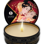 Romance sparkling strawberry wine soy massage candle by Shunga