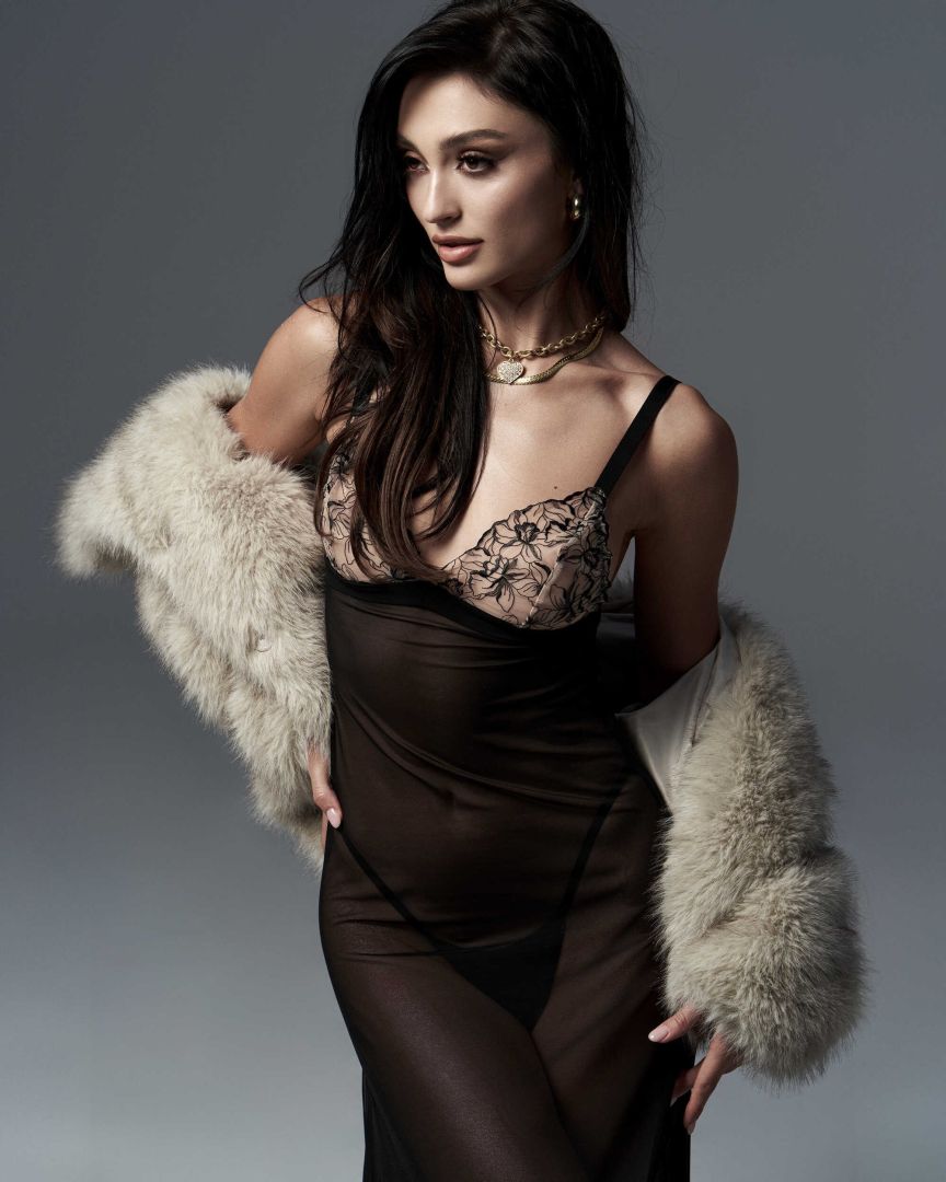 Alternate view of the Vila Blanes black sheer long chemise