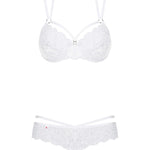 A further look at the white underwire lace set